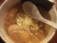 「らーめん(細麺)¥700」@二代目 TATSU 〜龍〜の写真