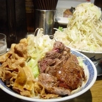 「大黒男盛り 大盛 850円（ヤサイマシマシ別丼追加・アブラマシ）」@本家大黒屋本舗 平井店の写真