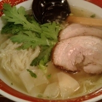 「本丸塩らー麺 850円」@塩らー麺 本丸亭 川崎BE店の写真