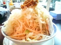 「ラーメン/玉ネギヤサイ増し（￥700）」@山勝角ふじ 南流山店の写真