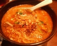 「坦々麺と炒飯のセット1000円&HPクーポン特典」@美食中華 泰山 柏店の写真