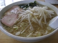「塩ラーメン 700円」@手打ちラーメン みうらの写真
