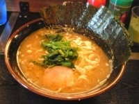 「ラーメン 中盛 +のり増し」@九ツ家 本店の写真