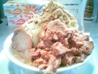 「ラーメン+魚粉+細切れチャーシュー（￥600+￥50+￥70 計」@らーめん大 蒲田店の写真