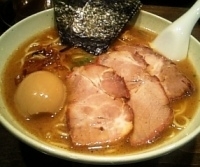 「特製うめやそば大盛+のり増し」@中華そば うめやの写真