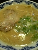 「らぁめん（￥700）」@博多麺房 赤のれん 西麻布本店の写真