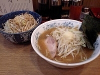 「ニンニク中華そば小+野菜盛普通（680円+100円）」@大勝軒 節物語in本厚木の写真