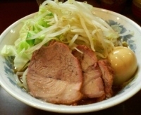 「らーめん 味付玉子 ヤサイ」@らーめん陸の写真