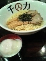 「油そば（並）（600円）+温玉（100円）」@油そば専門店 万人力の写真