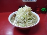 「小ラーメン600円（ヤサイマシマシ・ニンニク・カラメ）」@ラーメン二郎 京急川崎店の写真