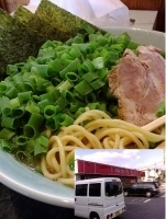 「青ネギラーメン（中） 900円」@横浜寺田家ラーメン 北柏店の写真