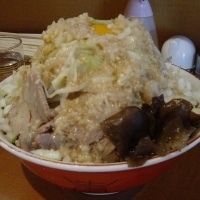 「油めん 特盛（にんにく・あと全部マシマシ） 780円」@らーめん ぽっぽっ屋 水道橋店の写真