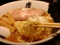 「らー麺（普通盛）750円」@麺屋武蔵 鷹虎の写真