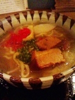 「ラフティーそば（サービスライス+小鉢つき）900円」@南風花 アクアシティお台場店の写真