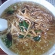 肉細切りラーメン