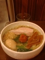 「梅塩ラーメン850円+大盛100円+味玉100円」@らーめん 美学屋の写真