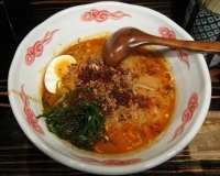 「担々麺（辛め）」@たんたん麺 日本橋やまべぇの写真