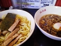 「肉入りつけ麺（醤油）」@純情屋 狭山本店の写真