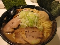 「らーめん￥650+特盛（300g増し）￥150+味玉￥100+海」@らーめん・つけめん 満帆 太田本店の写真