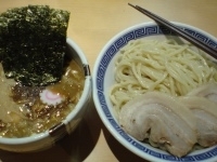 「特製つけそば（TWクーポン使用、+大盛り）950円→480円+1」@本家大黒屋本舗 平井店の写真