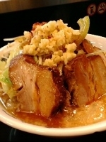 「鬼面王+にんにく」@麺家 うえだの写真