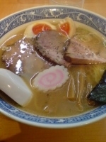 「特製中華そば」@中華そば 青葉 大宮東口店の写真