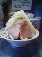 「らーめん 600円 （にんにく少な目 他全マシ）」@らーめん大 蒲田店の写真