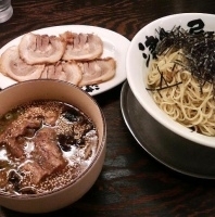 「つけ麺（並盛）+チャーシュー」@こだわりラーメン 津気屋 本店の写真