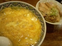 「豚玉ラーメン（刀切麺）+煮豚飯セット（730円+320円）」@中国ラーメン 揚州商人 稲毛海岸店の写真