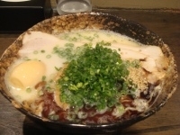 「らーめん（無料トッピング:麺の量大250g・ちゃーしゅー2枚・め」@我羅奢の写真