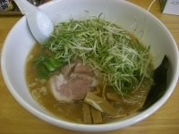 「和風豚骨正油「白美人」ネギ 730円」@ラーメン 風来満の写真