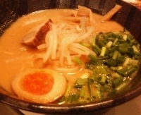 「とんこつ味噌ラーメン630円」@俺ってい 沼南店の写真