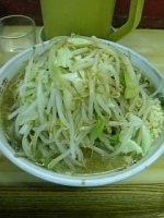 「小らーめん（ヤサイダブル・ニンニク・カラメ）」@ラーメン二郎 品川店の写真