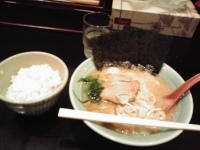 「ラーメン+ライス」@松壱家 戸塚店の写真