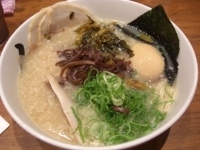 「博多濃厚豚骨秀ちゃんプレミアム \980」@博多秀ちゃんラーメン ラーメン国技館店の写真