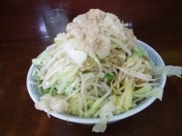 「小ラーメン650円（全マシ）」@ラーメン二郎 めじろ台法政大学前店の写真