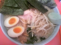 「チャーシューメン（カタメ・超コッテリ?）￥750  味付き玉子￥」@ラーメンショップ 薮塚店の写真