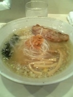 「塩らーめん（700円）」@ひるがお 新宿御苑店の写真