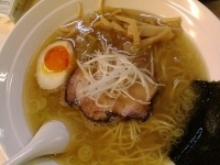 「しおらーめん￥650」@燵家製麺の写真