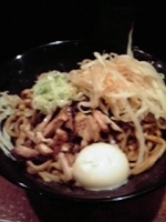 「あぶら-SOBA中+温泉玉子+スパイシーカレーフレーバー」@たいふう 2号店の写真