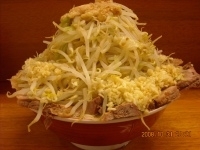 「大ぶたダブル950円（全マシ+ニンニクどか盛）」@ラーメン二郎 立川店の写真