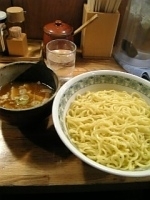 「つけ麺中盛」@つけ麺屋 やすべえ 水道橋店の写真