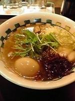 「平打ち塩らー麺」@らーめん 神田 磯野の写真