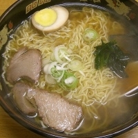 「アゴだし醤油ラーメン」@とんこつラーメン とんまるの写真