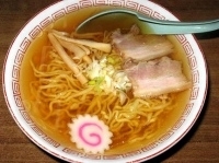 「中華そば（細麺） 500円」@食堂なまえの写真