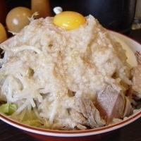 「油めん + 麺大盛 無料クーポン（ヤサイマシマシ・アブラマシマシ」@らーめん るどるふの写真