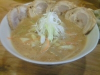 「味噌チャーシューめん（880円）」@豆でっぽうの写真