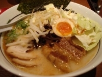 「特製らーめん」@ひごもんず 品川店の写真