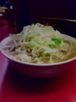 「ラーメン大+ヤサイマシニンニク少し」@ラーメン二郎 大宮店の写真