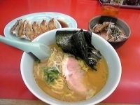 「ラーメン、ギョーザ、チャーシュー丼のCセット?」@ラーメン山岡家 笛吹店の写真